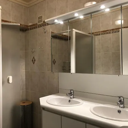Modern At 2 Steps From Apartment Ostend