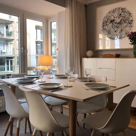 Modern At 2 Steps From Apartment *